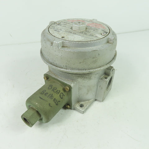 United Electric Controls J120 Model 9778 156 Pressure Switch 15A 480VAC 100PSI