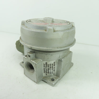 United Electric Controls J120 Model 9778 156 Pressure Switch 15A 480VAC 100PSI