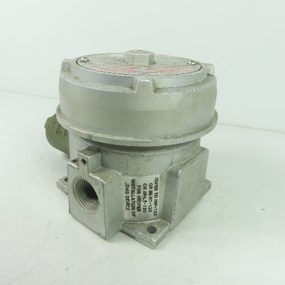 United Electric Controls J120 Model 9778 156 Pressure Switch 15A 480VAC 100PSI