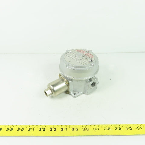 United Electric Controls J120 Model 9778 156 Pressure Switch 15A 480VAC 100PSI