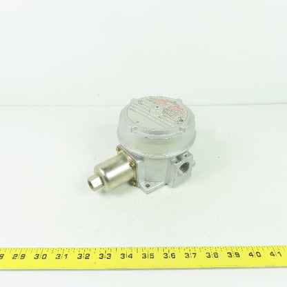 United Electric Controls J120 Model 9778 156 Pressure Switch 15A 480VAC 100PSI