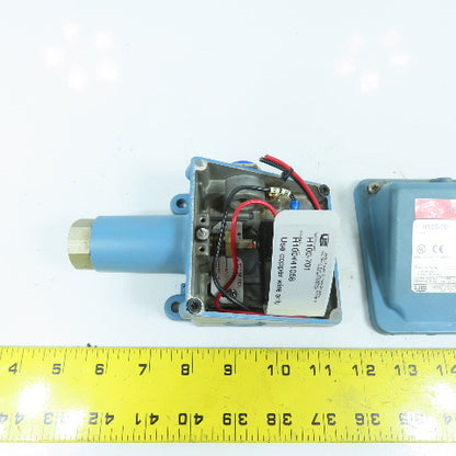 United Electric H100-701 Pressure Switch 1.5-30 PSI 15A 480VAC USA Made