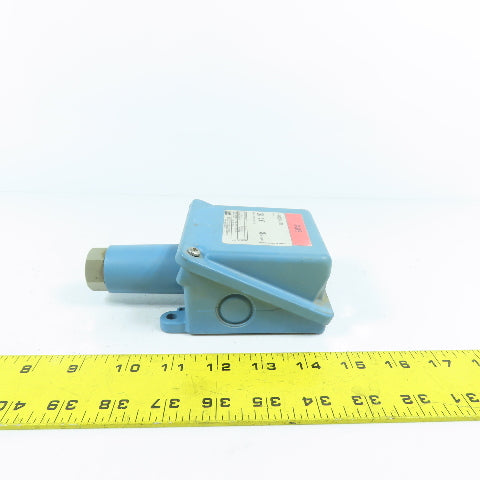 United Electric H100-701 Pressure Switch 1.5-30 PSI 15A 480VAC USA Made