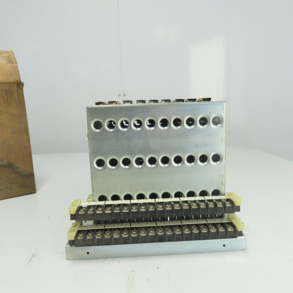 Panalarm 74-S8 719-S15 Remote Logic Annunciator System W/ 70-TFS17/70-FP2 Cards