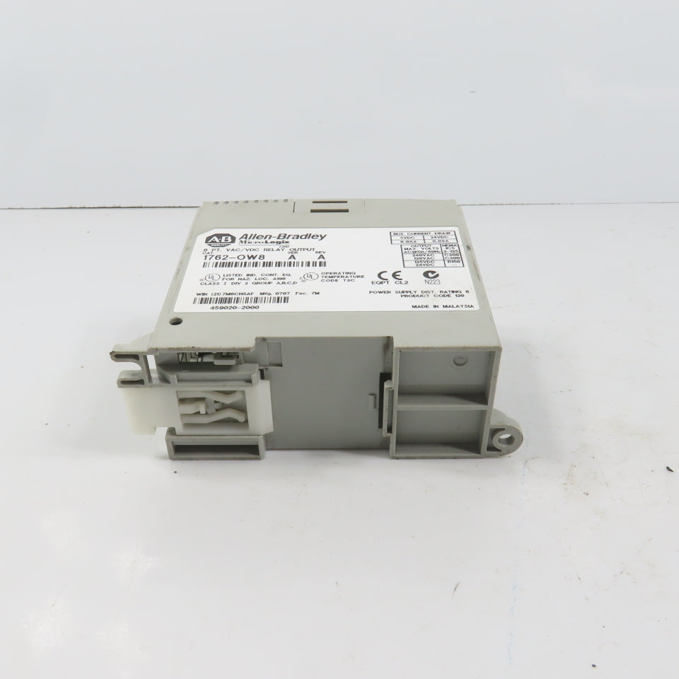 Allen Bradley 1762-OW8 Ser A Rev A MicroLogix 8 PT. VAC/VDC Relay Output Module
