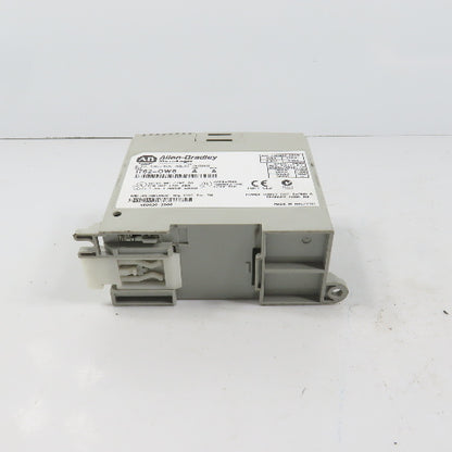 Allen Bradley 1762-OW8 Ser A Rev A MicroLogix 8 PT. VAC/VDC Relay Output Module