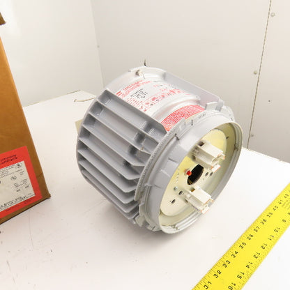 Cooper Crouse Hinds DMVFB2C064GP/UNV 32 Watt Luminaire For Hazardous Locations