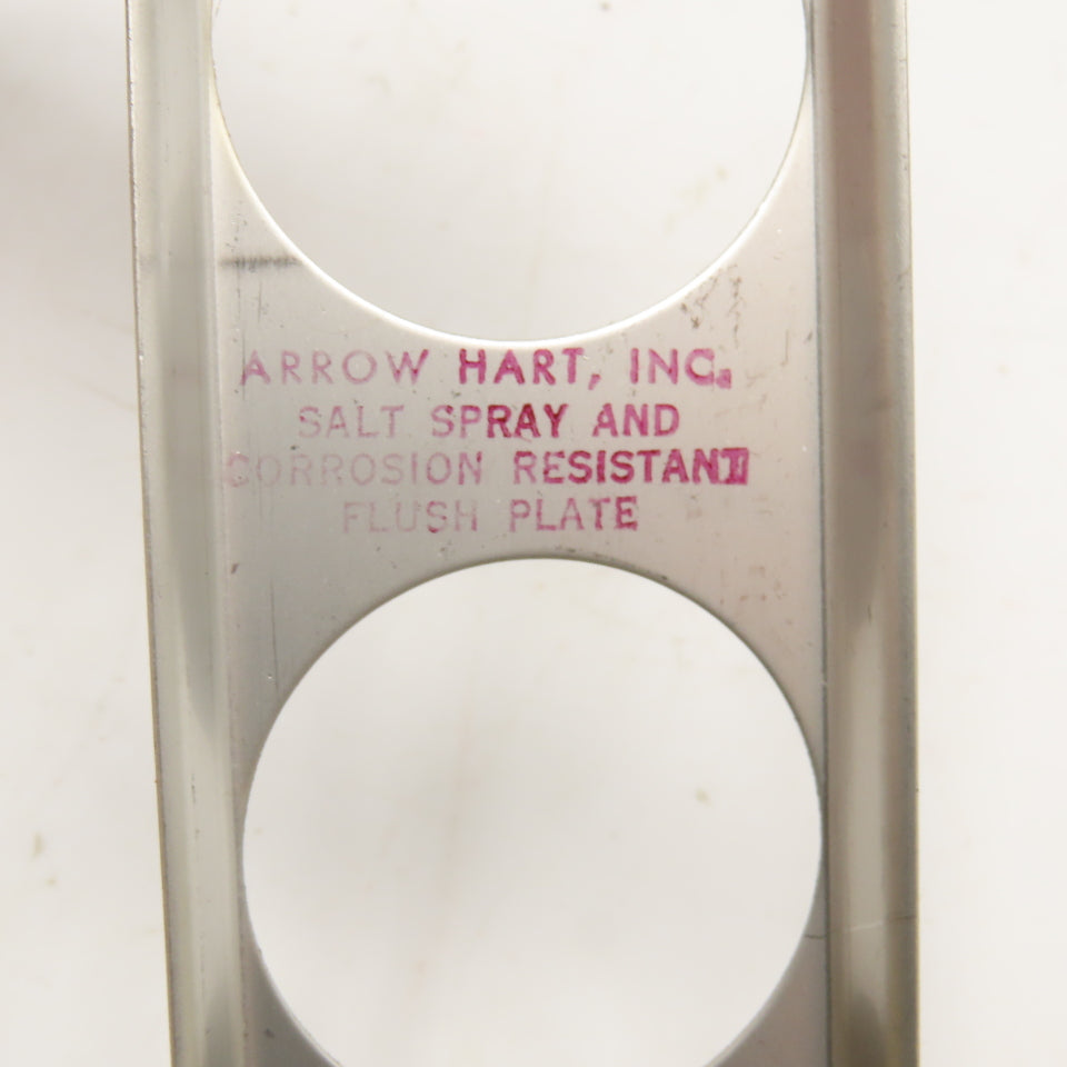 Arrow Hart T16520 2 Gang Vertical Stainless Steel Trim Line Wall Plate Lot Of 10