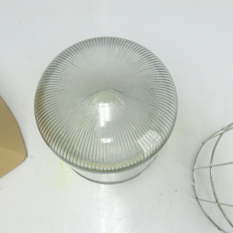Crouse-Hinds G303 Clear Globe Fixture