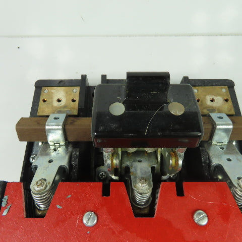 General Electric THMC34 QMW 3-Pole Fusible Disconnect Switch 600V 200A