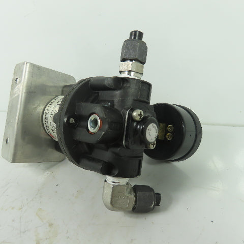 Fairchild Z16490-10243 Compressed Air Regulator 500PSI Max In 1-60PSIG Out