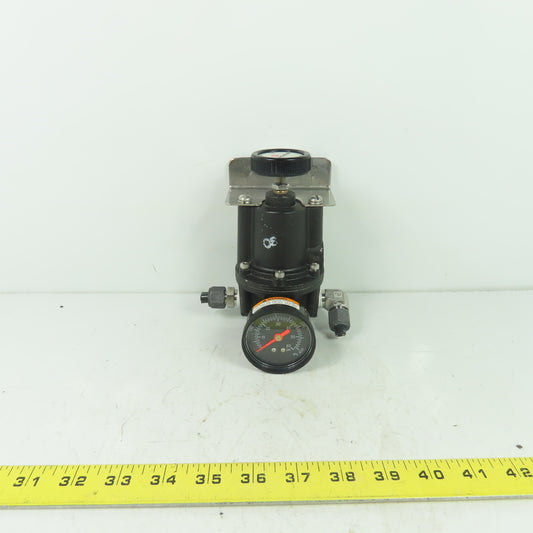 Fairchild Z16490-10243 Compressed Air Regulator 500PSI Max In 1-60PSIG Out