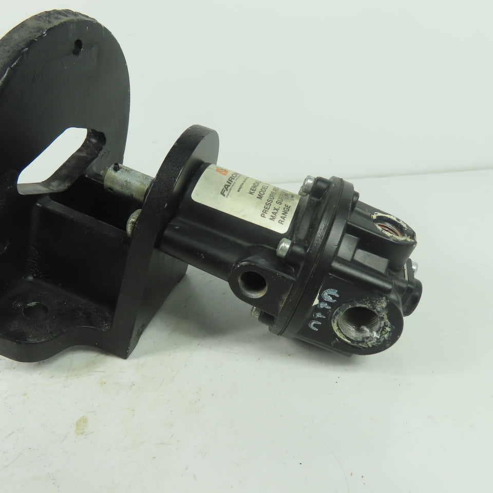 Fairchild 10C Compressed Air Regulator 250PSI Max 3/8" npt
