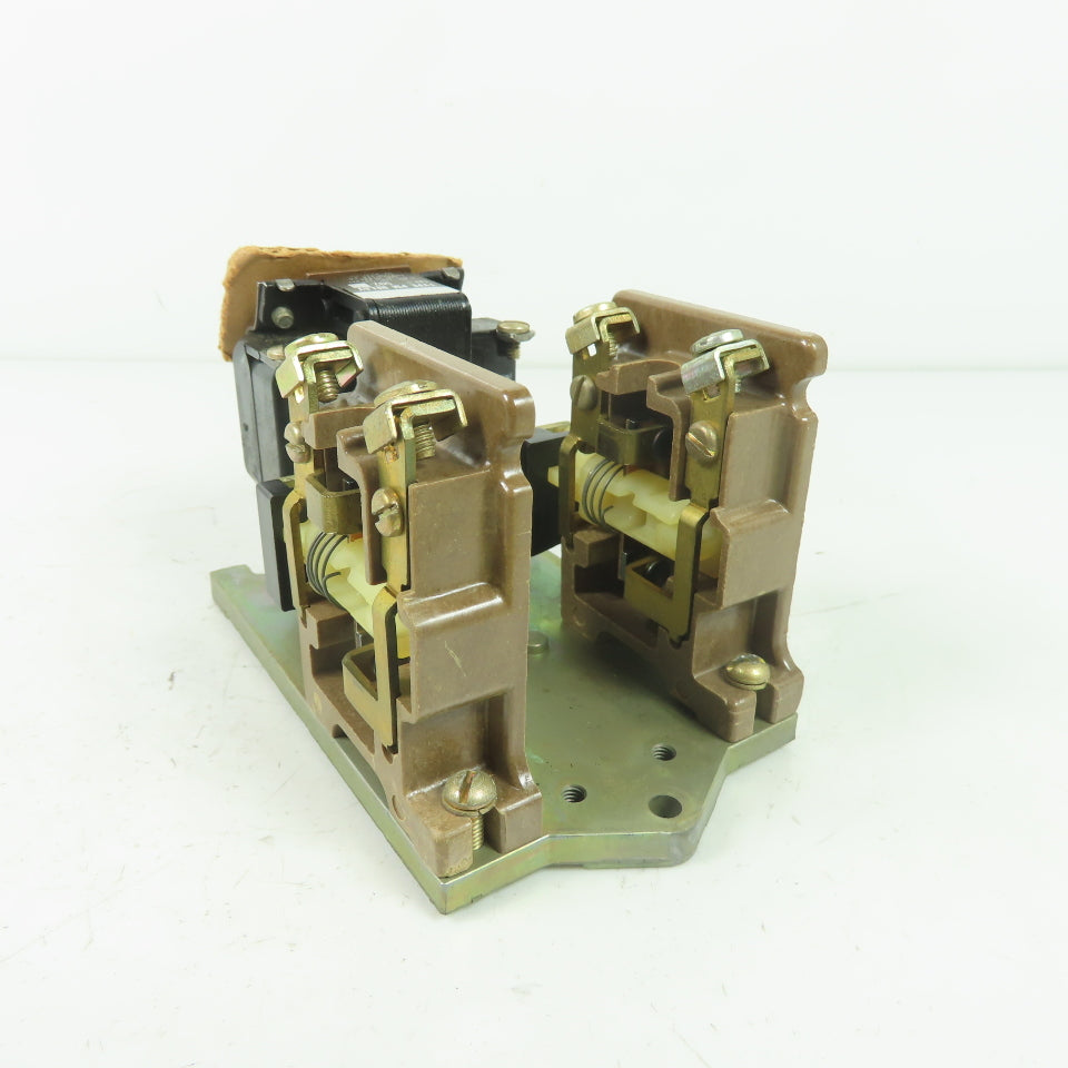 Joslyn Clark 5U2- Type PM Control Relay Bulletin 7305 600VAC 10A