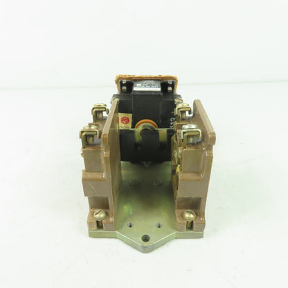 Joslyn Clark 5U2- Type PM Control Relay Bulletin 7305 600VAC 10A