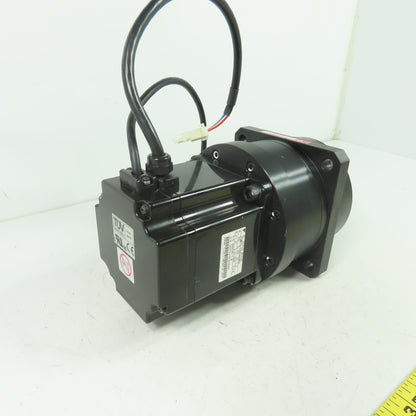 Yaskawa SGMPH-04AAAGB01 AC Servo Gear Motor 200V 400W 2.6A W/ CP-25A-11-F002B-SP