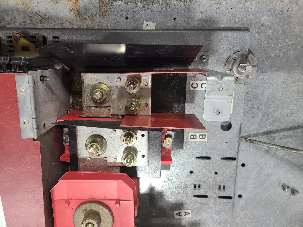 Square D 200A 3Ph HCN I-Line Panelboard Load Center W/8 Breakers Stainless Front