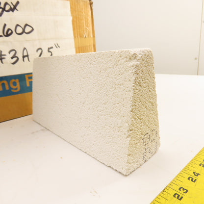 BNZ No.3 Arch Insulating Fire Brick 2600° 9" x 4.5" x 2.5" Box Of 14