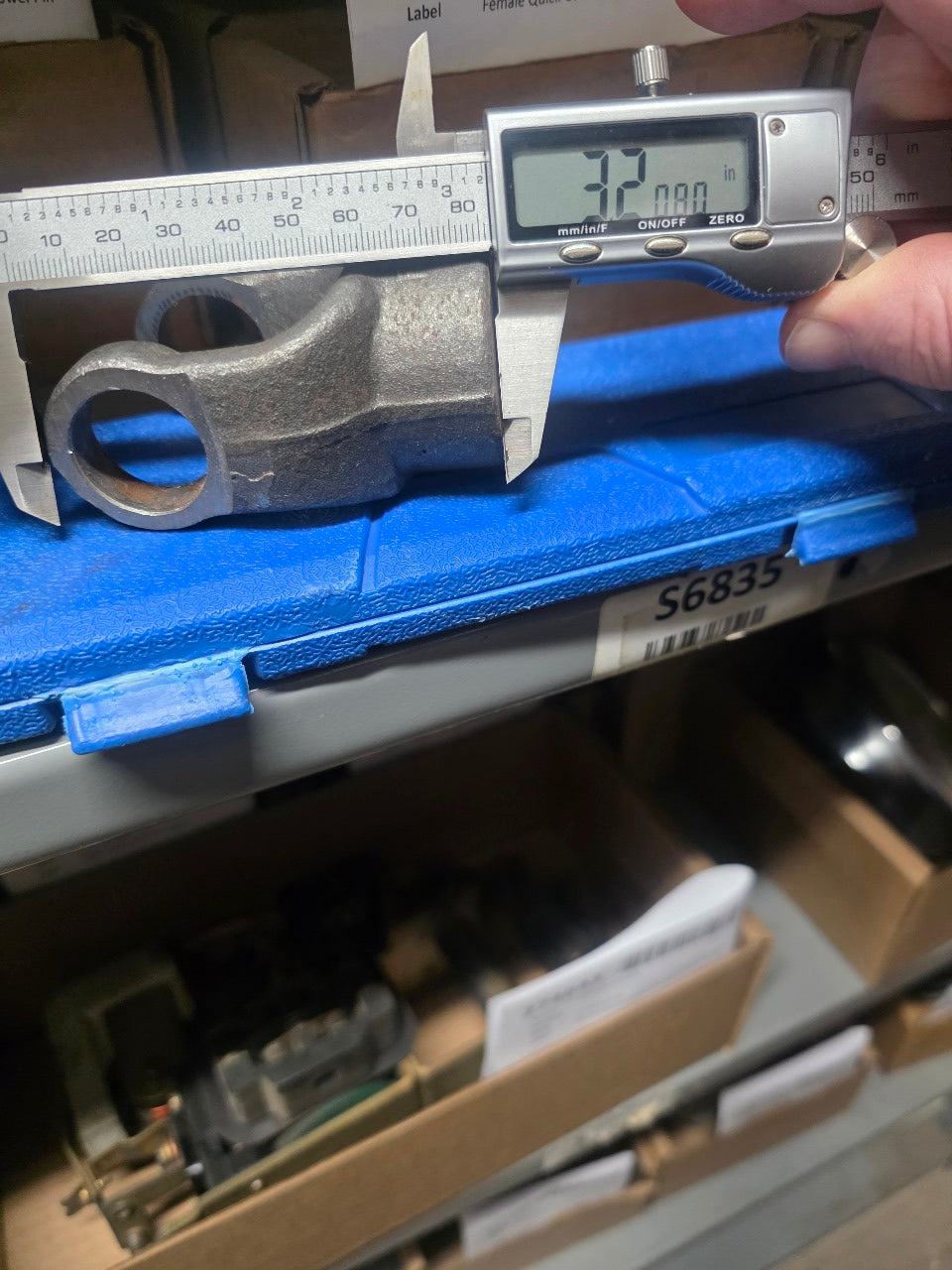 Republic HY-362-6 RMC H7 Yoke 7/8" Keyed Bore 15/16" OD Caps
