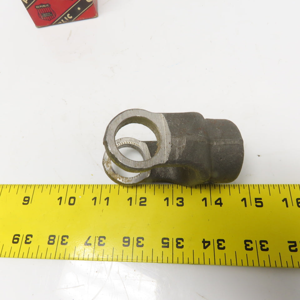 Republic HY-362-6 RMC H7 Yoke 7/8" Keyed Bore 15/16" OD Caps