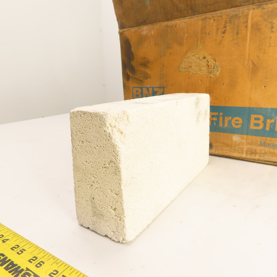 BNZ No.1 Arch Insulating Fire Brick 2600° 9" x 4.5" x 2.5" Box Of 8