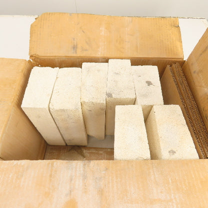 BNZ No.1 Arch Insulating Fire Brick 2600° 9" x 4.5" x 2.5" Box Of 8