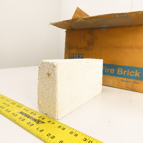BNZ PA-26 Arch No. 2.5 Insulating Fire Brick 2600° 9" x 4.5" x 2.5-2.125" Lot/10