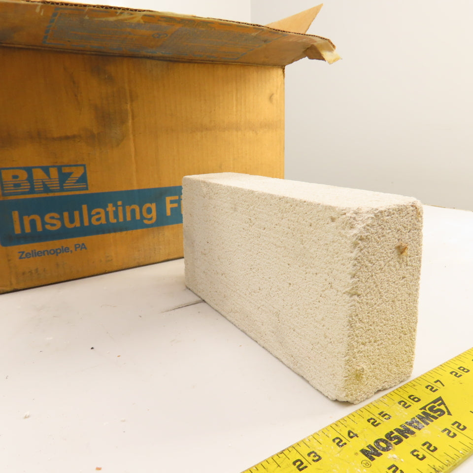 BNZ PA-26 Arch No. 2.5 Insulating Fire Brick 2600° 9" x 4.5" x 2.5-2.125" Lot/10