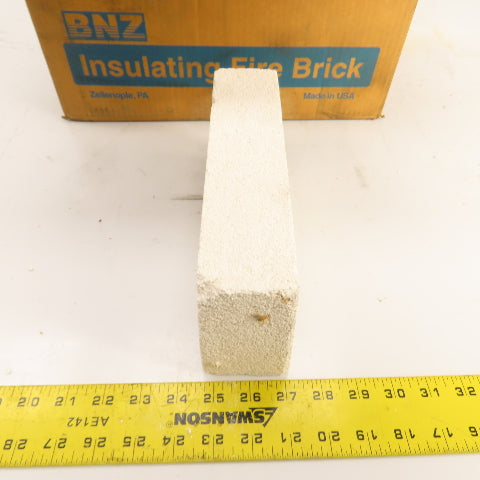 BNZ PA-26 Arch No. 2.5 Insulating Fire Brick 2600° 9" x 4.5" x 2.5-2.125" Lot/10