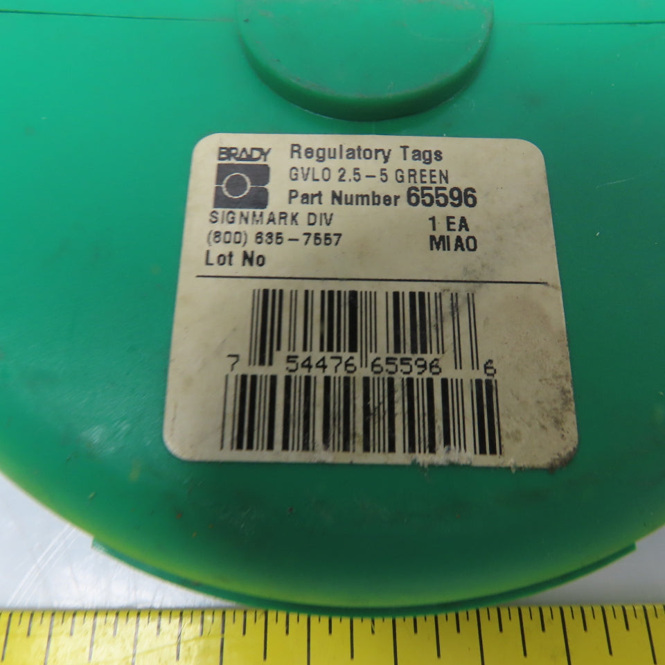 Brady 65596 Hinged Gate Valve Lockout Green for 2-1/2- 5" Valve Handle Diameters