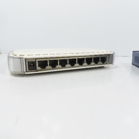 Netgear GS608v3 & GS108v4 8-Port Ethernet Switches W/ 1 Power Supply Lot Of 2