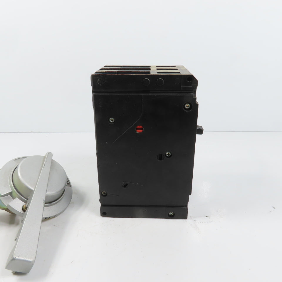 Siemens ED63A040 ED6-ETI 40A Panel Operator Circuit Breaker 600VAC 250VDC 3-Pole