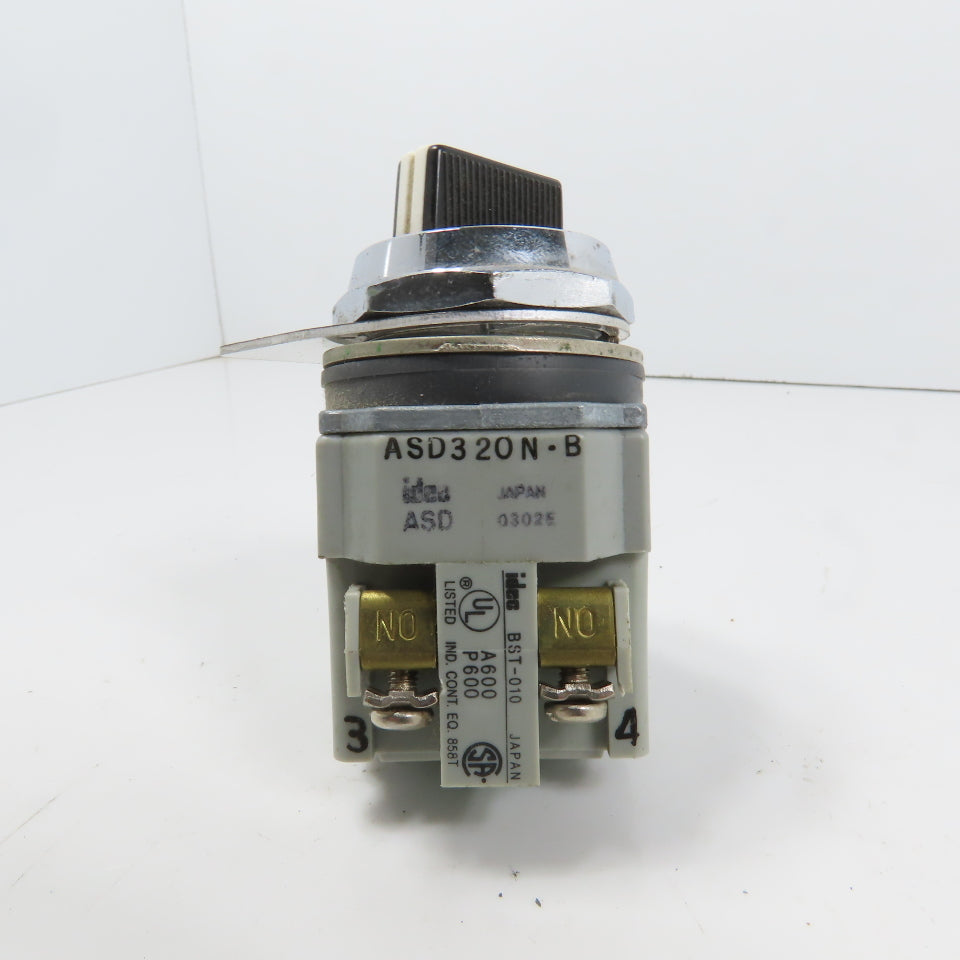 Idec ASD320N-B Pilot Duty 3-Position Selector Switch 120-600VAC 10A