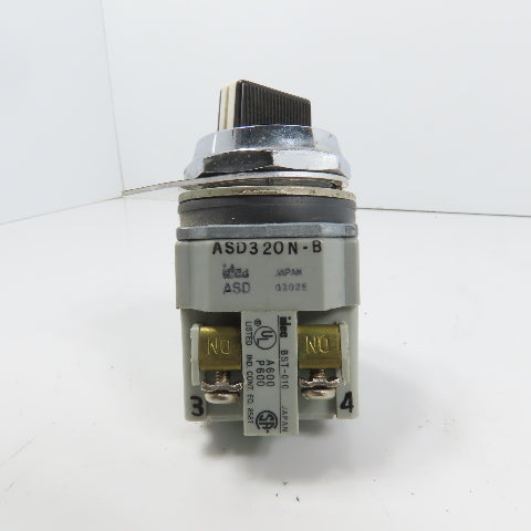 Idec ASD320N-B Pilot Duty 3-Position Selector Switch 120-600VAC 10A
