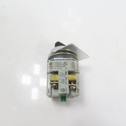 Idec ASD320N-B Pilot Duty 3-Position Selector Switch 120-600VAC 10A
