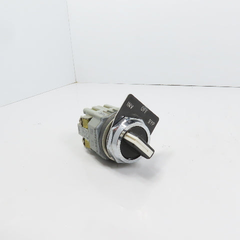 Idec ASD320N-B Pilot Duty 3-Position Selector Switch 120-600VAC 10A