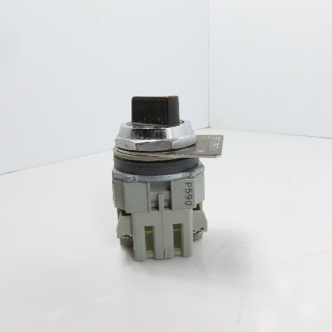 Idec ASD211N-B Pilot Duty 2-Position Selector Switch 120-600VAC 10A