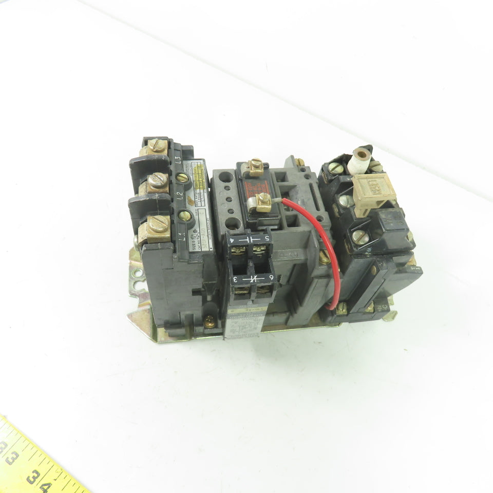 Allen Bradley 520F-A0D Size 0 3-Pole Reversing Motor Starter 5HP 600VAC 18A