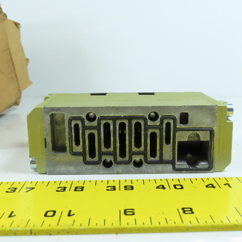 Ross W6556A2411 5/2 Single Pilot Pneumatic Directional Control 2-10 Bar