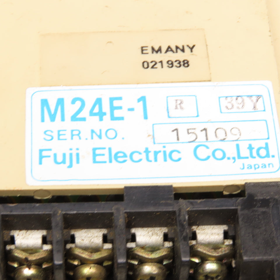 Fuji Electric M24E-1 R 39Y Fugilog Controller