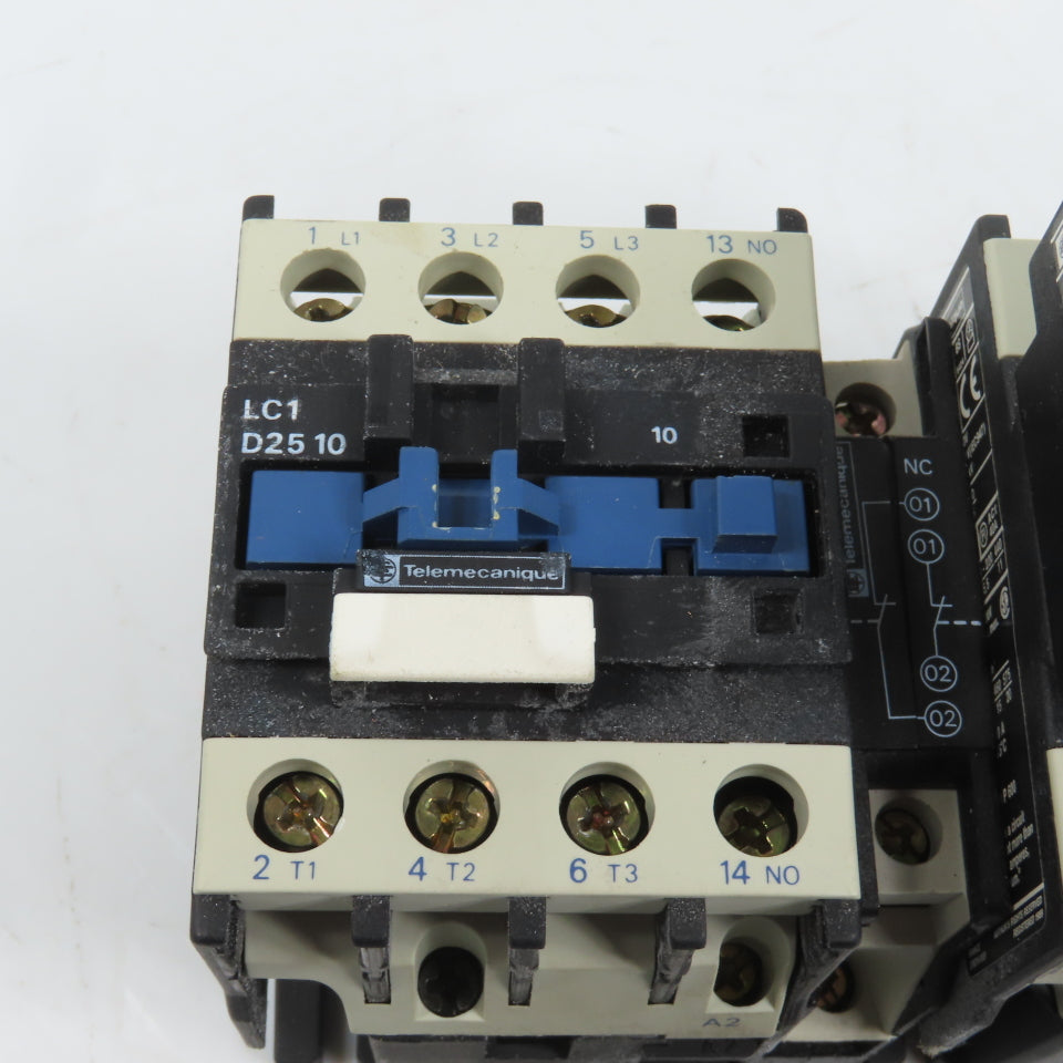 Telemecanique LC1D2510 15HP Interlocked Reversing Contactor 120V Coil W/LA1 DN22