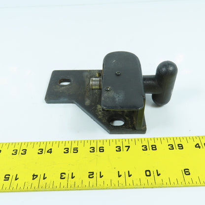 Nissan Tank Swing Bracket Latch OEM Part From a Model MGU1E2A25LV Forklift