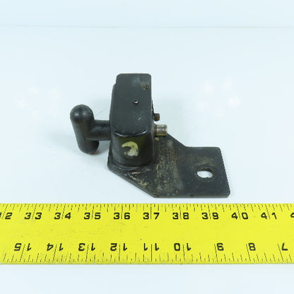 Nissan Tank Swing Bracket Latch OEM Part From a Model MGU1E2A25LV Forklift