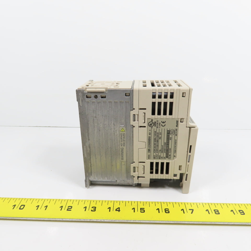 Yaskawa CIMR-JU2A0006BAA J 1000 1HP Variable Frequency Drive 240V Parts/Repair