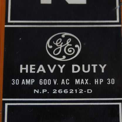 General Electric THN3361 30A 600VAC 250VDC 3 Pole Safety Disconnect Switch