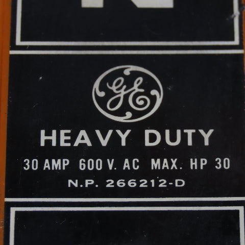 General Electric THN3361 30A 600VAC 250VDC 3 Pole Safety Disconnect Switch