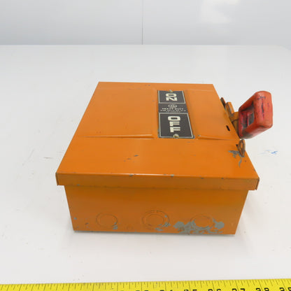 General Electric THN3361 30A 600VAC 250VDC 3 Pole Safety Disconnect Switch