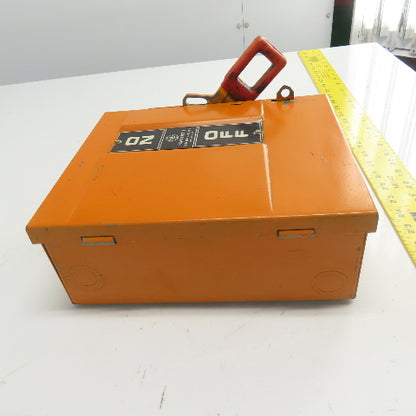 General Electric THN3361 30A 600VAC 250VDC 3 Pole Safety Disconnect Switch