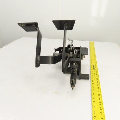 Nissan 2-Pedal Foot Brake Controls Assembly From A MGU1E2A25LV Forklift
