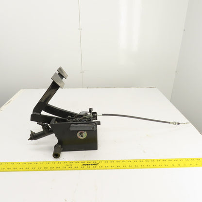 Nissan 2-Pedal Foot Brake Controls Assembly From A MGU1E2A25LV Forklift